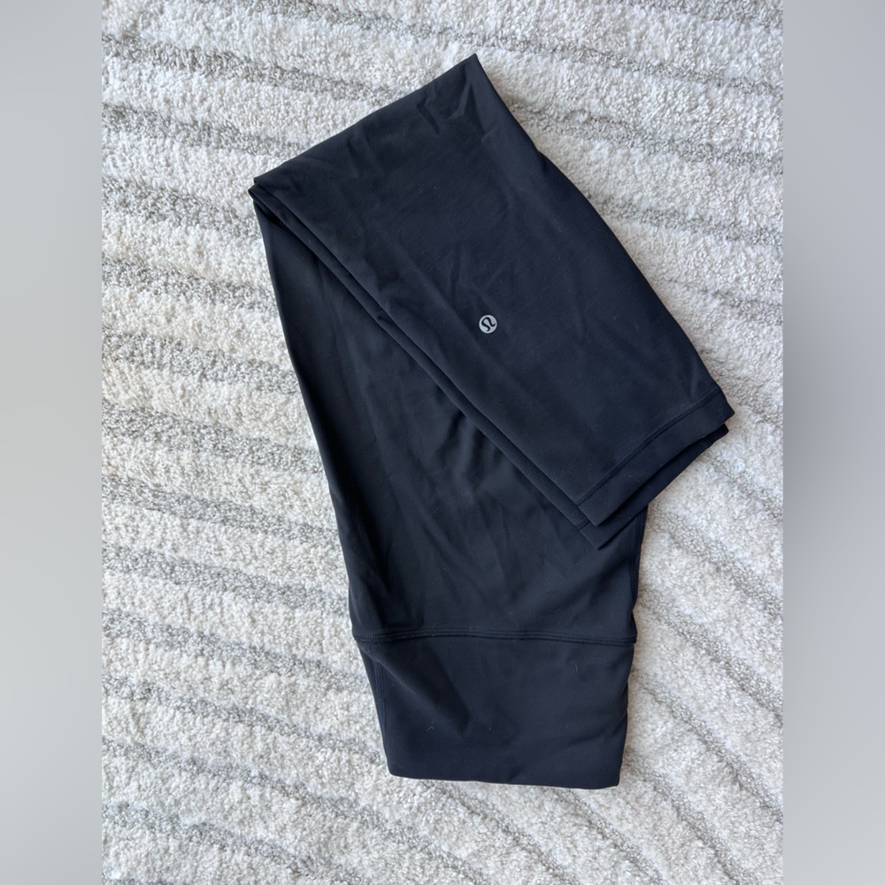 lululemon Wundertrain High Rise Crop 23" Legging in Black